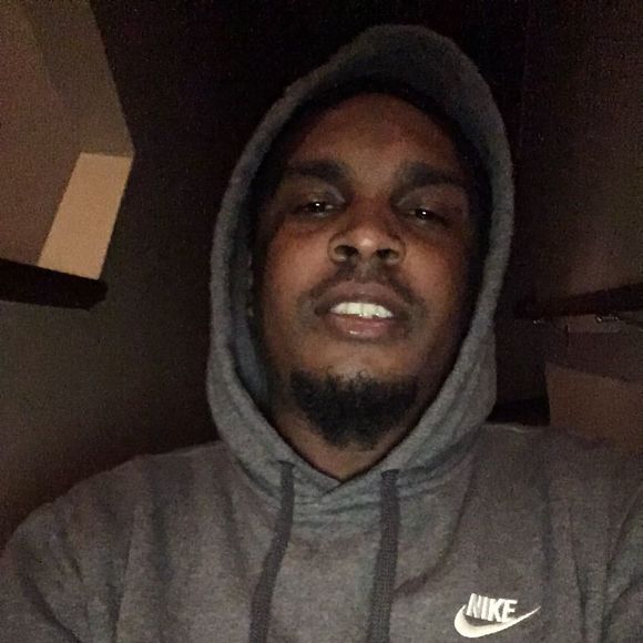 Meet your Posher, Raunel - Picture 1 of 1